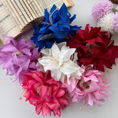 Loop Shape Floral Hair Claw – Large