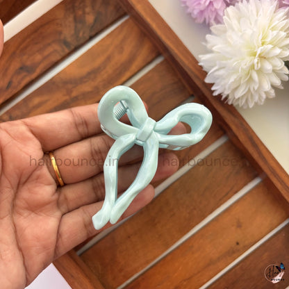Glossy Ribbon Bow Hair Claw – Medium