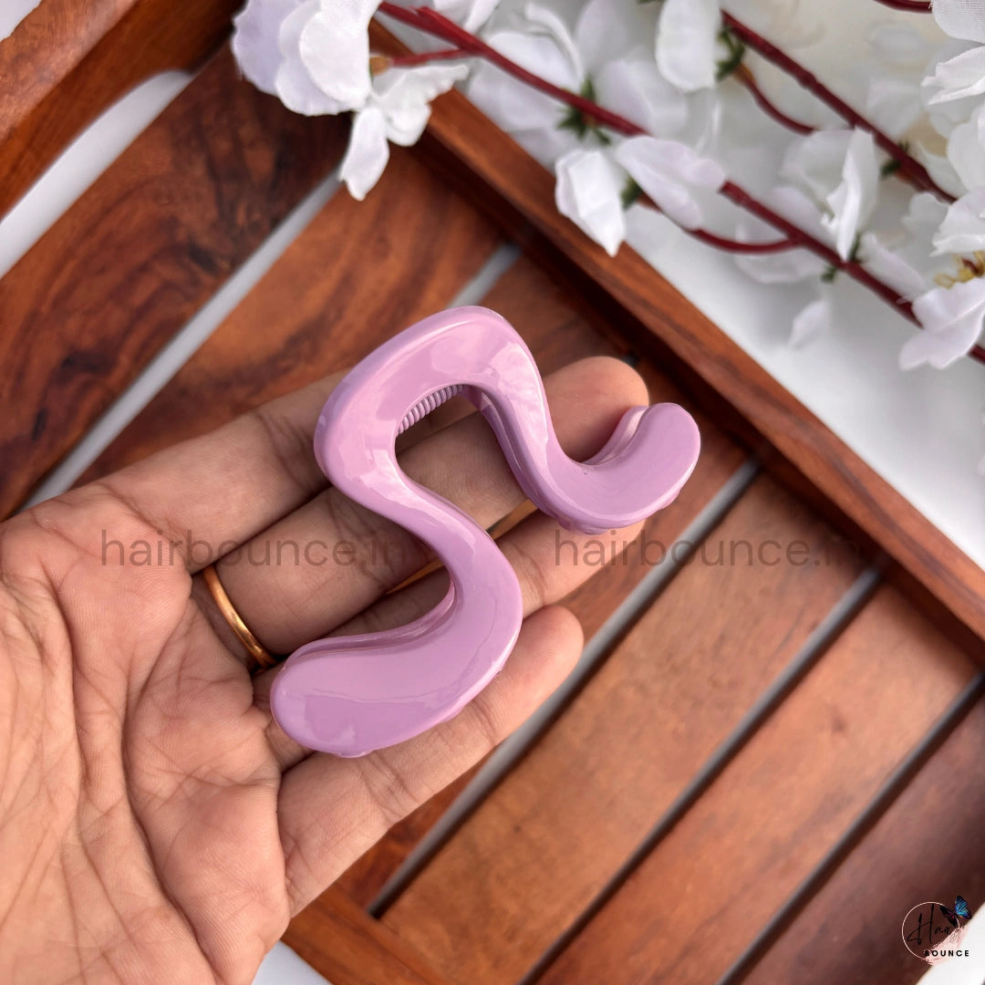 Wave Curve Hair Claw – Medium