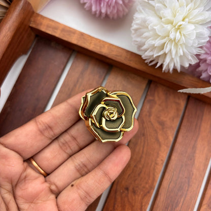 Royal Rose Enamel Hair Claw – Small