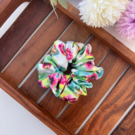 🌺 Tropical Bloom Satin Scrunchie - Regular