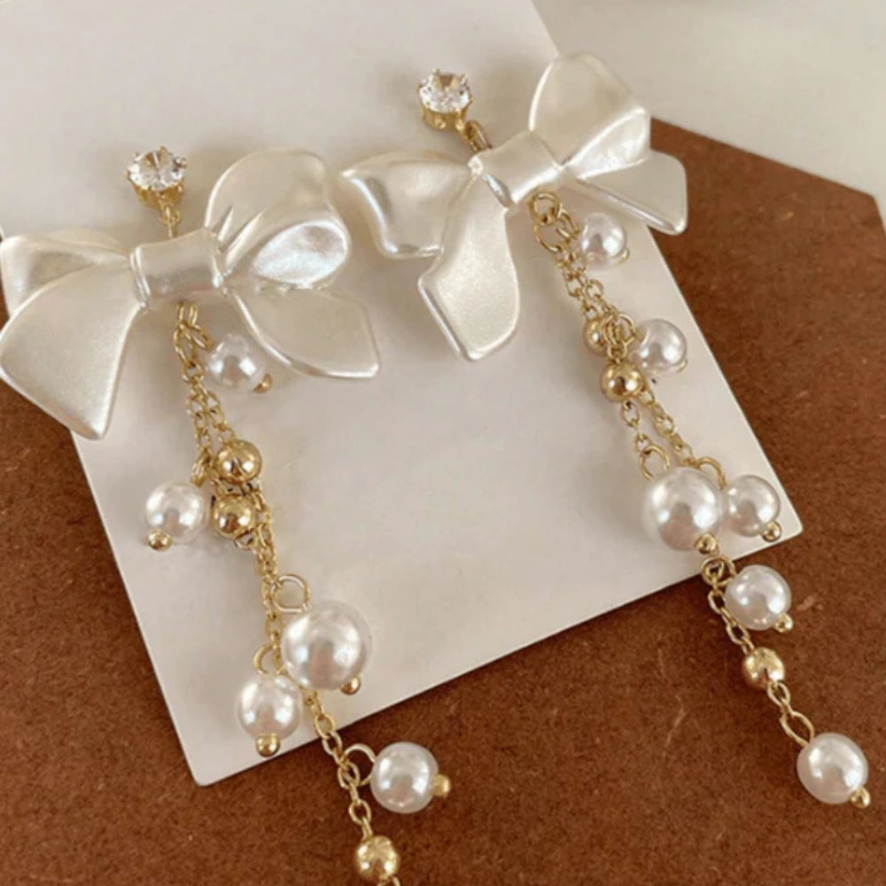 Bow Pearl Earrings