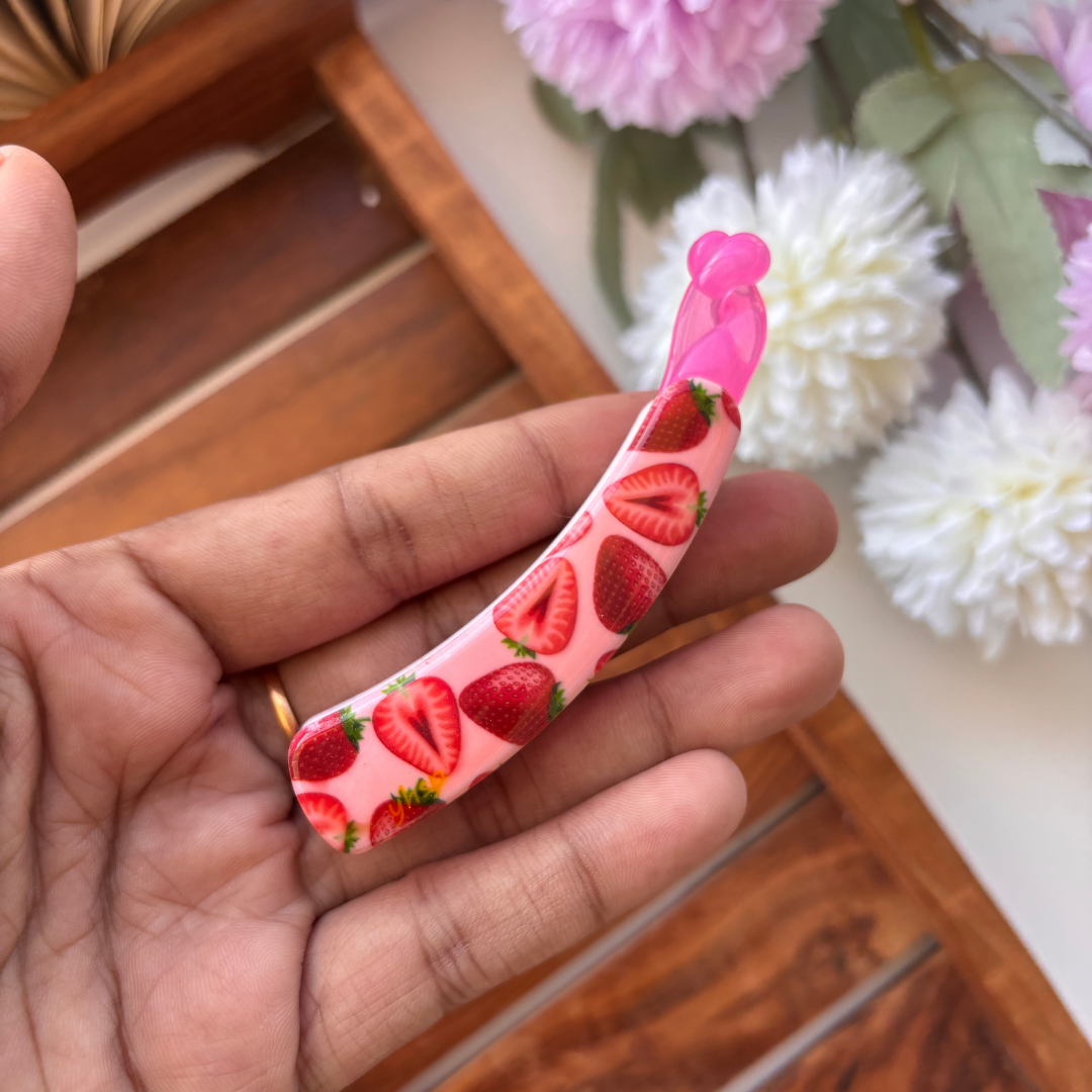Fruits Printed Banana Clip - Medium