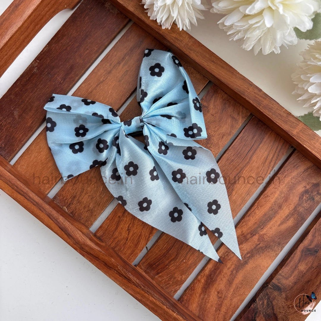 Daisy Charm Ribbon Bow Clip