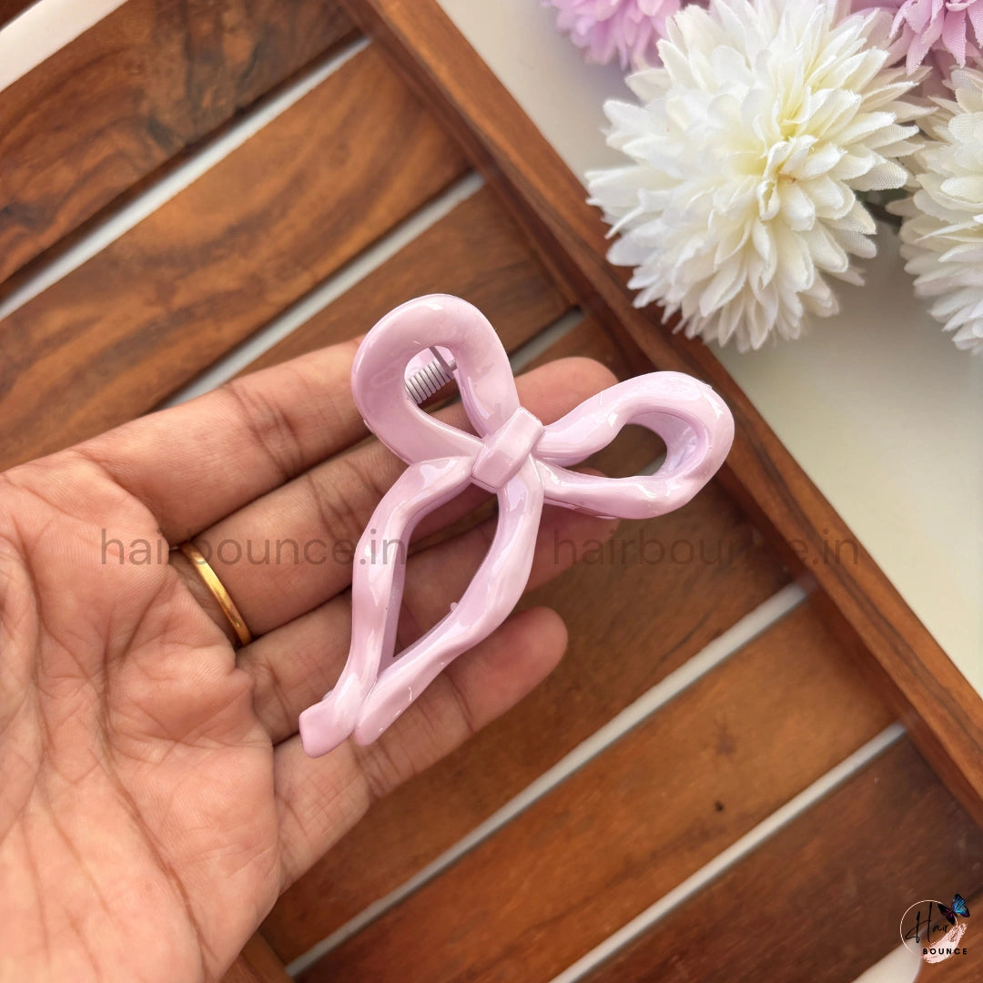 Glossy Ribbon Bow Hair Claw – Medium