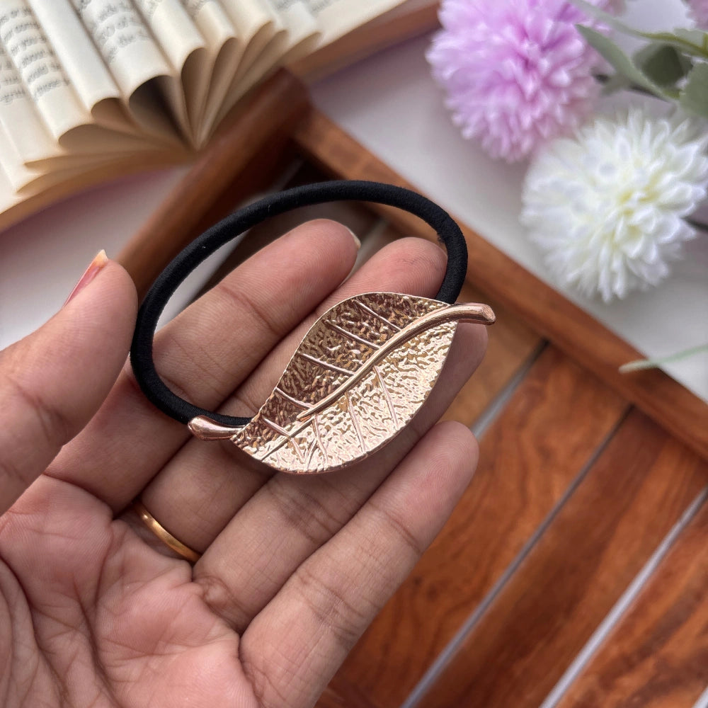 Graceful Pony Cuff - Rose Gold