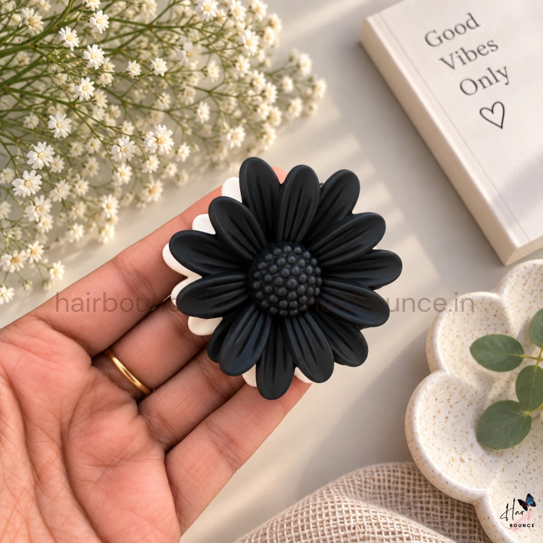 Bloom Dual-Tone Hair Claw – Medium