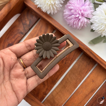 Dual-Colour Sunflower Rectangle Hair Claw – Medium