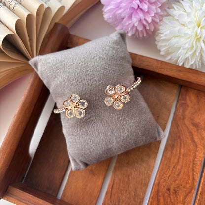 Shimmering Rose-Gold Bracelet – Adjustable