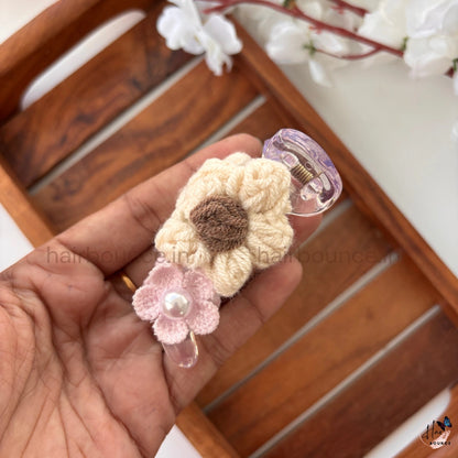 Handmade Crochet Daisy Flower Banana Clip – Medium