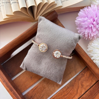 Shimmering Rose-Gold Bracelet – Adjustable
