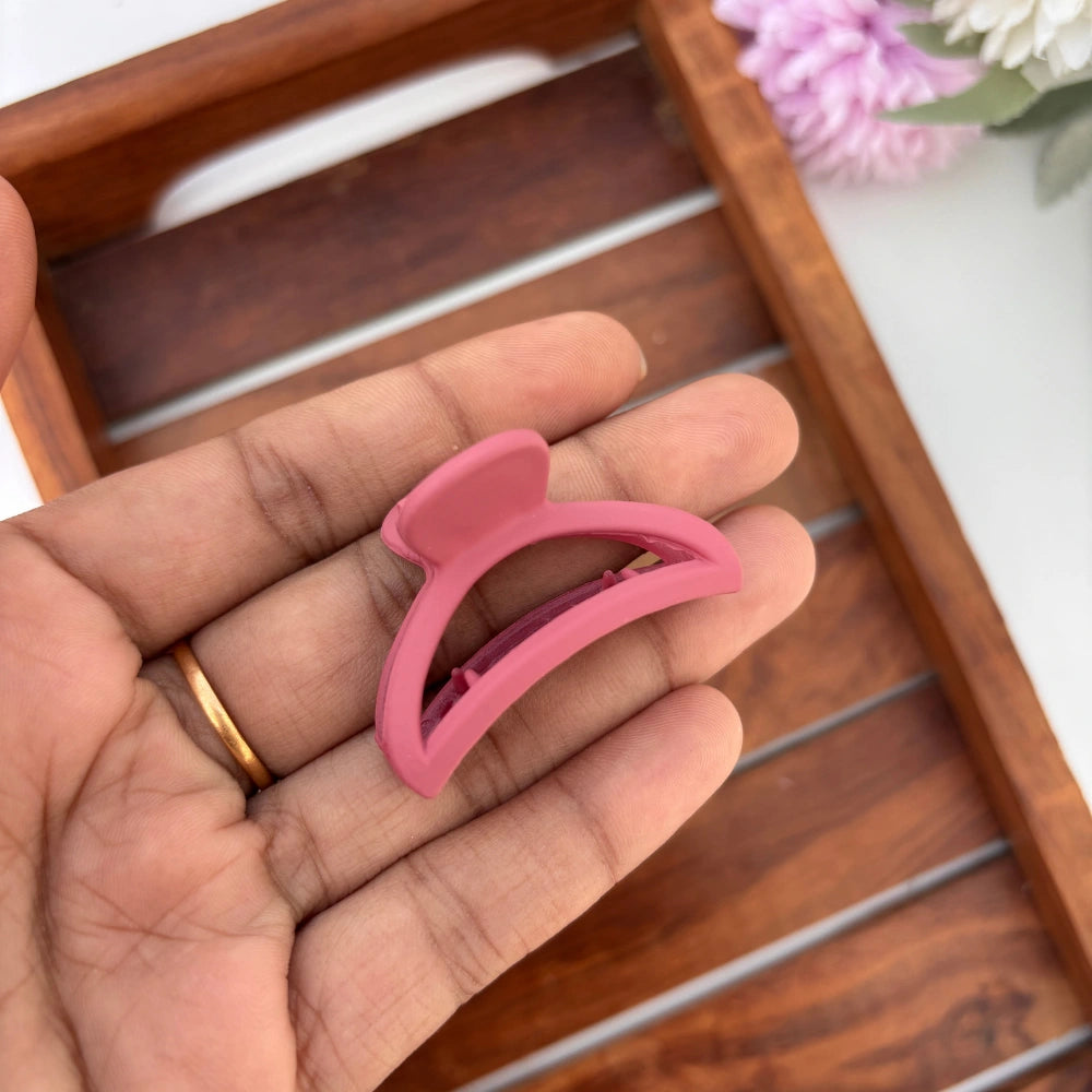 Light Curve D Shape Hair Claw - Small