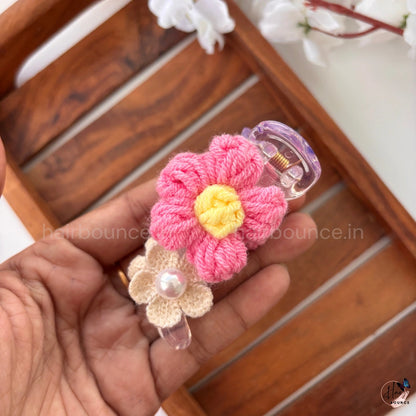 Handmade Crochet Daisy Flower Banana Clip – Medium