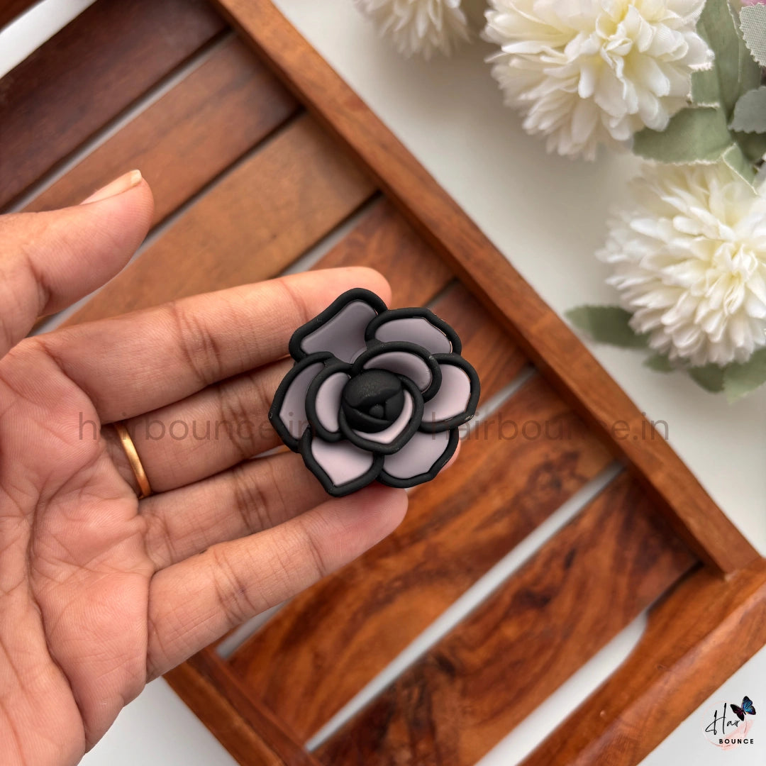Matte Rose Flower Outline Hair Claw – Small