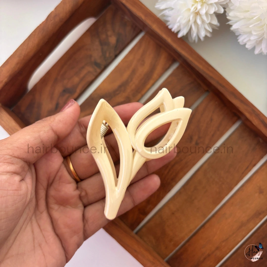 Tulip Grace Hair Claw – Medium