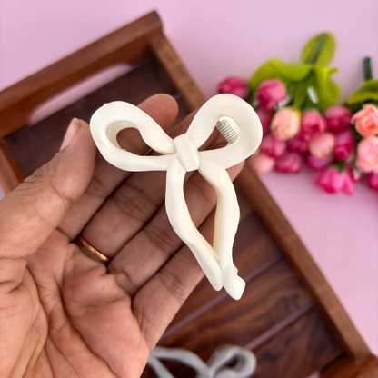 Wavy Bow Matte Finish Hair Claw - Medium
