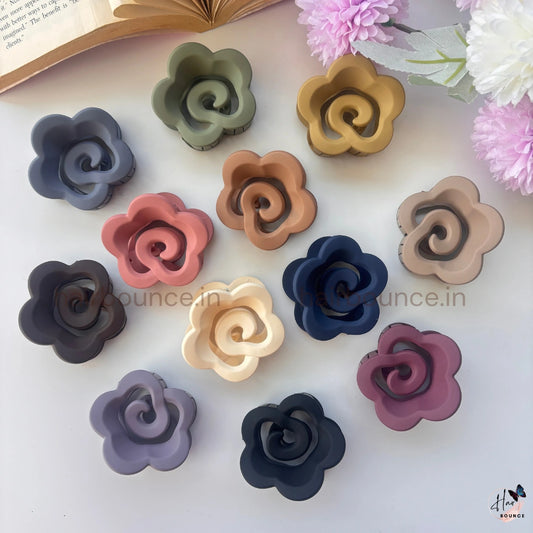 Bloom Twist Flower Hair Claw – Medium