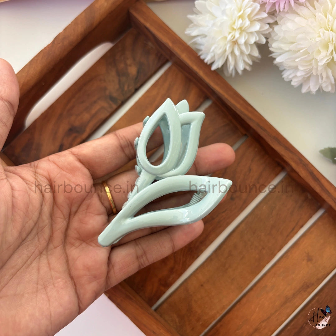Tulip Grace Hair Claw – Medium