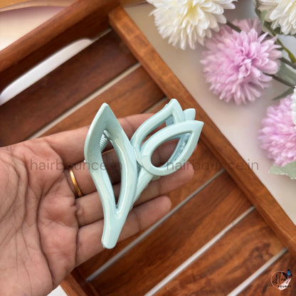 Elegant Tulip Hair Claw – Medium