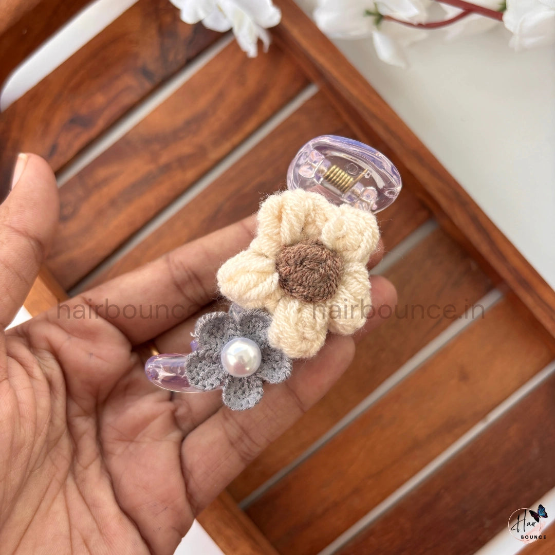 Handmade Crochet Daisy Flower Banana Clip – Medium