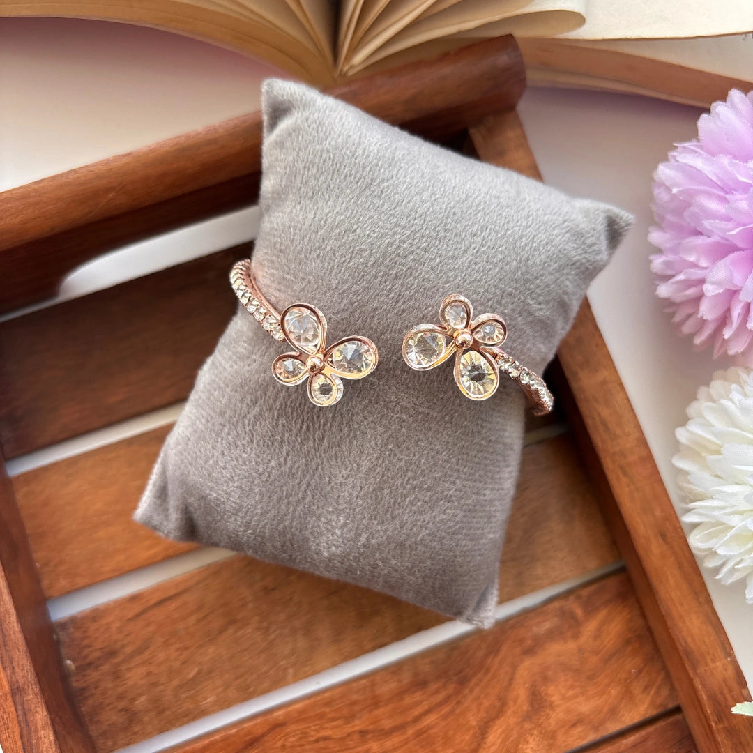 Shimmering Rose-Gold Bracelet – Adjustable