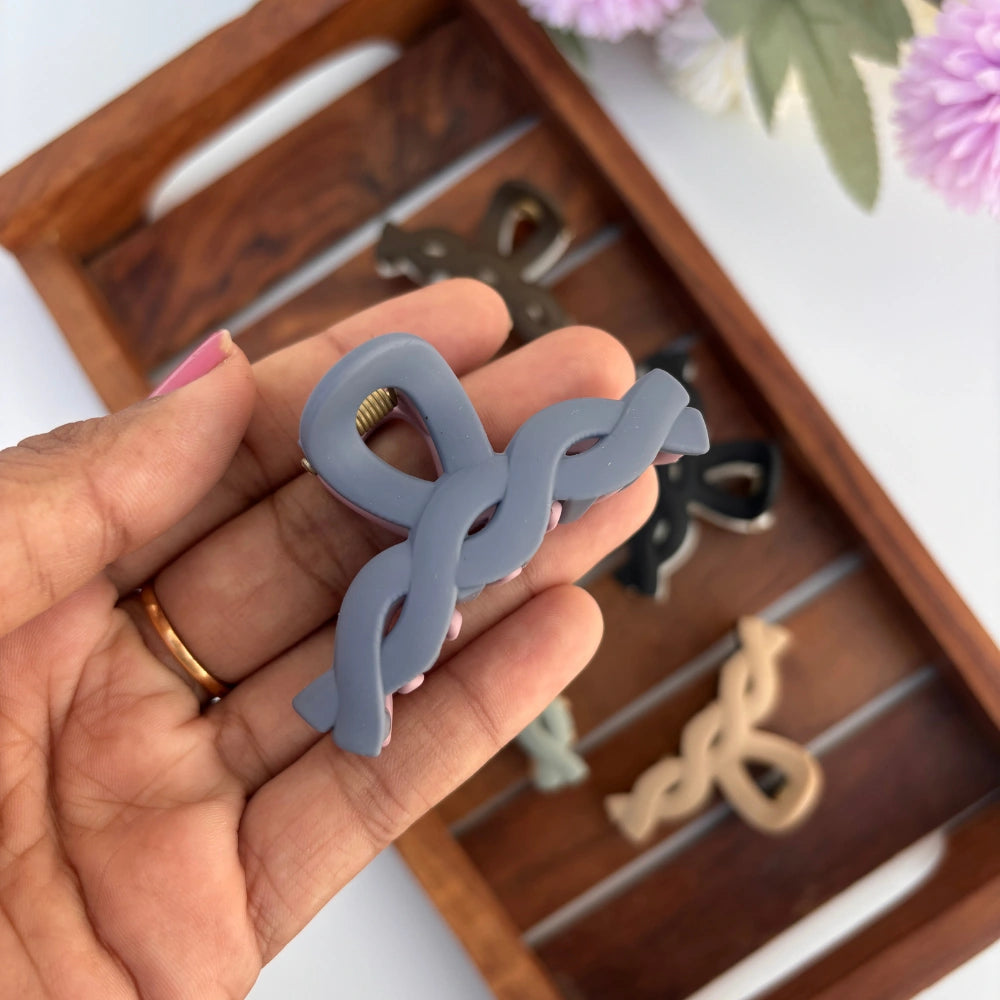 Dual Colour Twisted Hair Claw - Medium