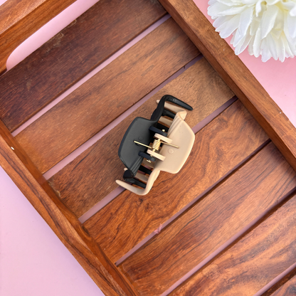Dual Colour Lined Hair Claw - Medium