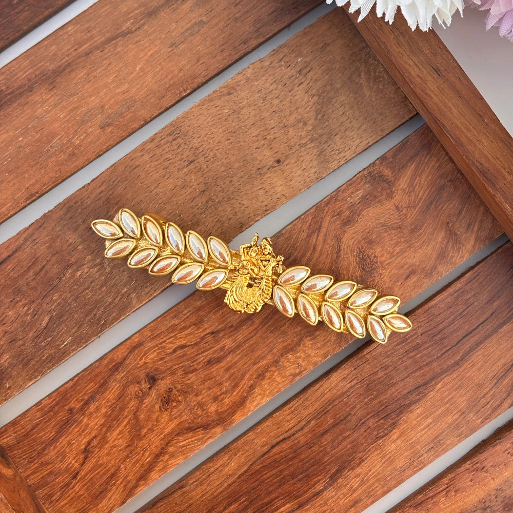Radha Krishna Divine Leaf Clip