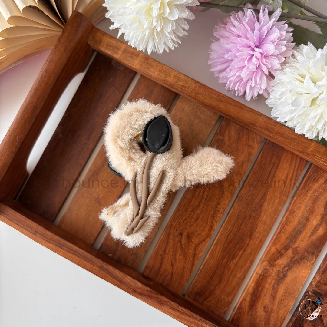Fur Tulip Hair Claw – Large