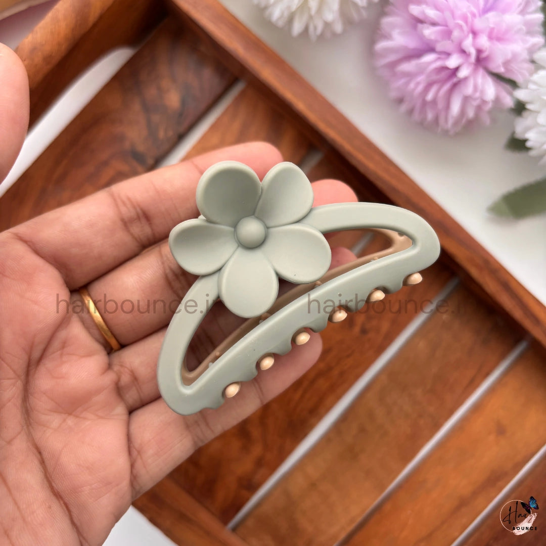 Dual-Colour Floral Arc Hair Claw – Medium