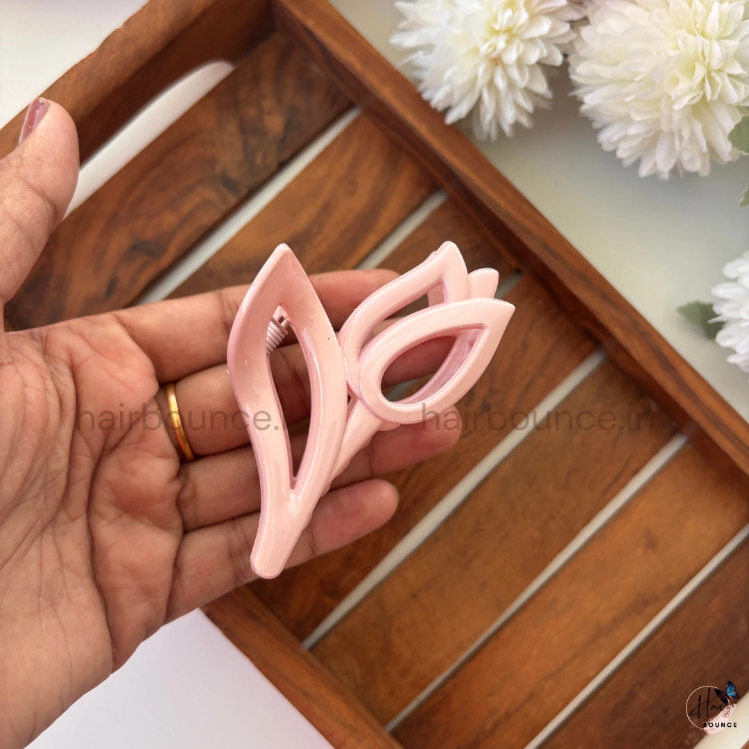 Tulip Grace Hair Claw – Medium