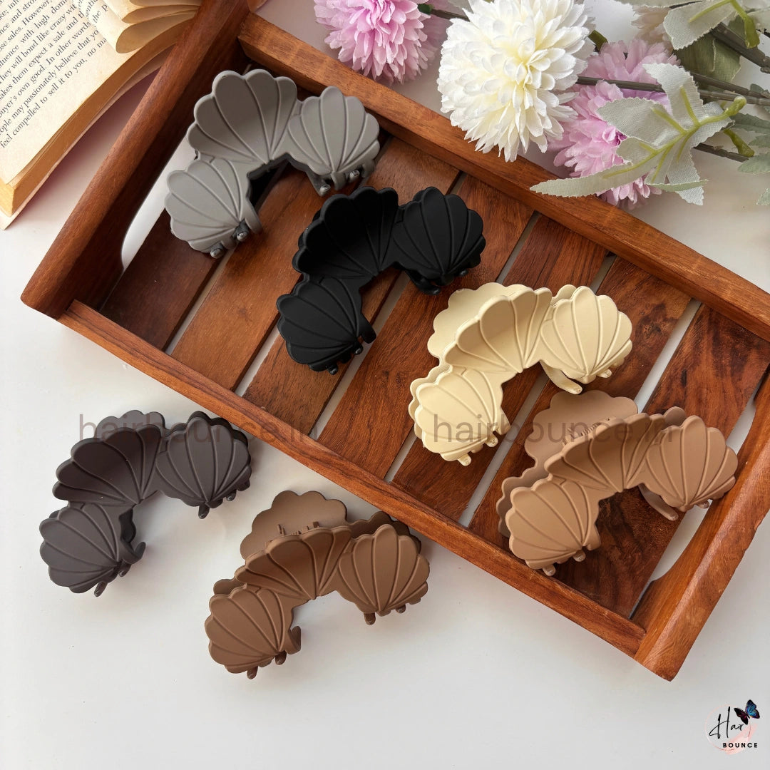 Matte Seashell Hair Claw – Large