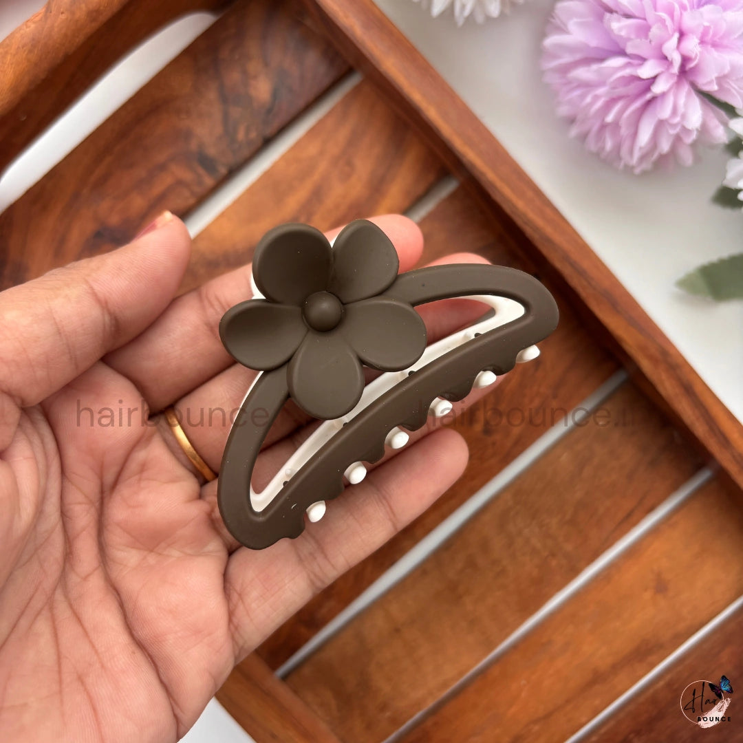 Dual-Colour Floral Arc Hair Claw – Medium