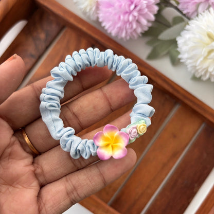 Mini Flower Scrunchie