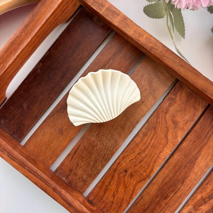 SeaShell Matte Hair Claw – Medium 🐚✨