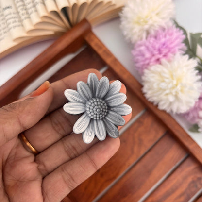 Blush Sunflower Hair Claw – Small