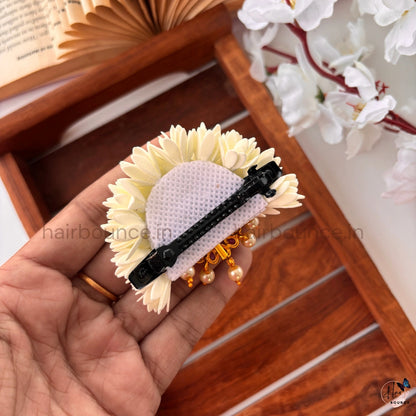 Traditional Kemp Peacock Floral Center Hair Clip