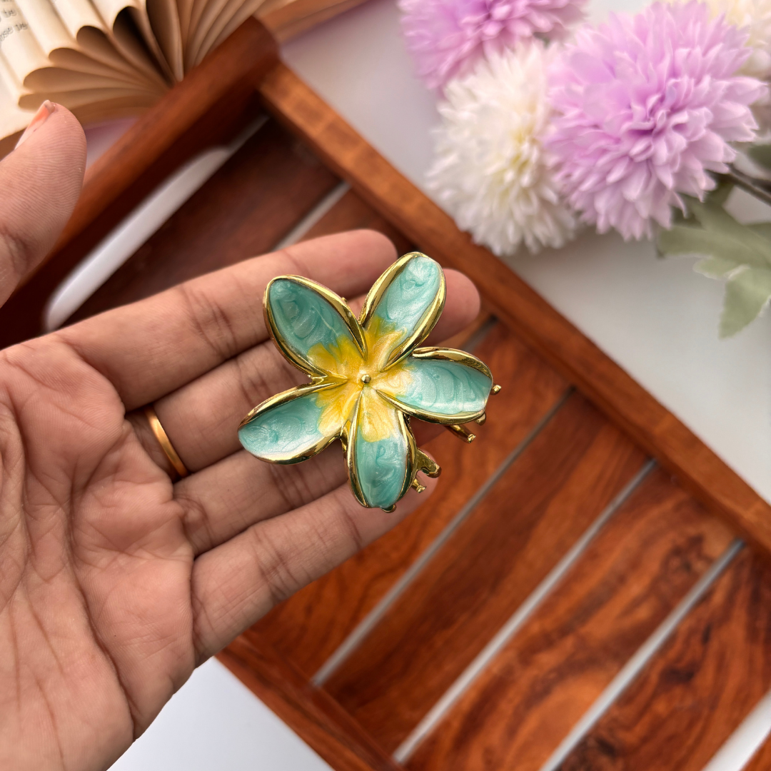 Golden Petal Gloss Hair Claw -  Medium