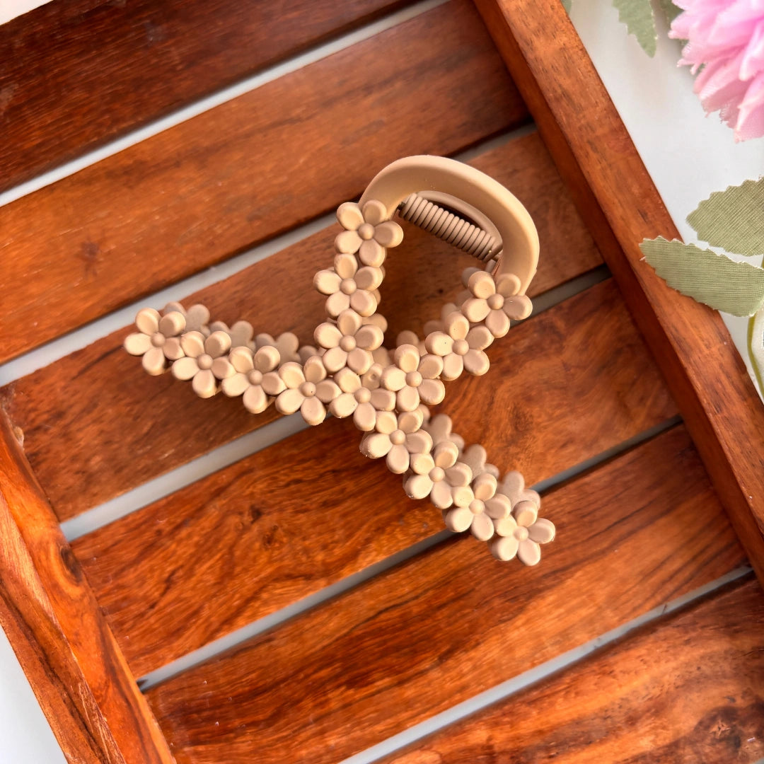 Loop Flower Hair Claw - Large