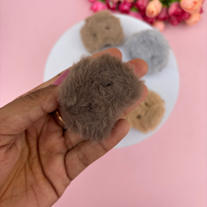 Infinity Cozy Fur Claw – Small