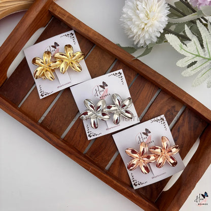 Glossy Metallic Floral Center Hair Clip