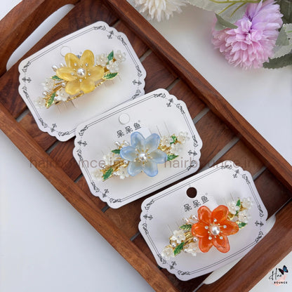 Radiant Blossom Pearl Hair Barrette – Elegant Floral Clip