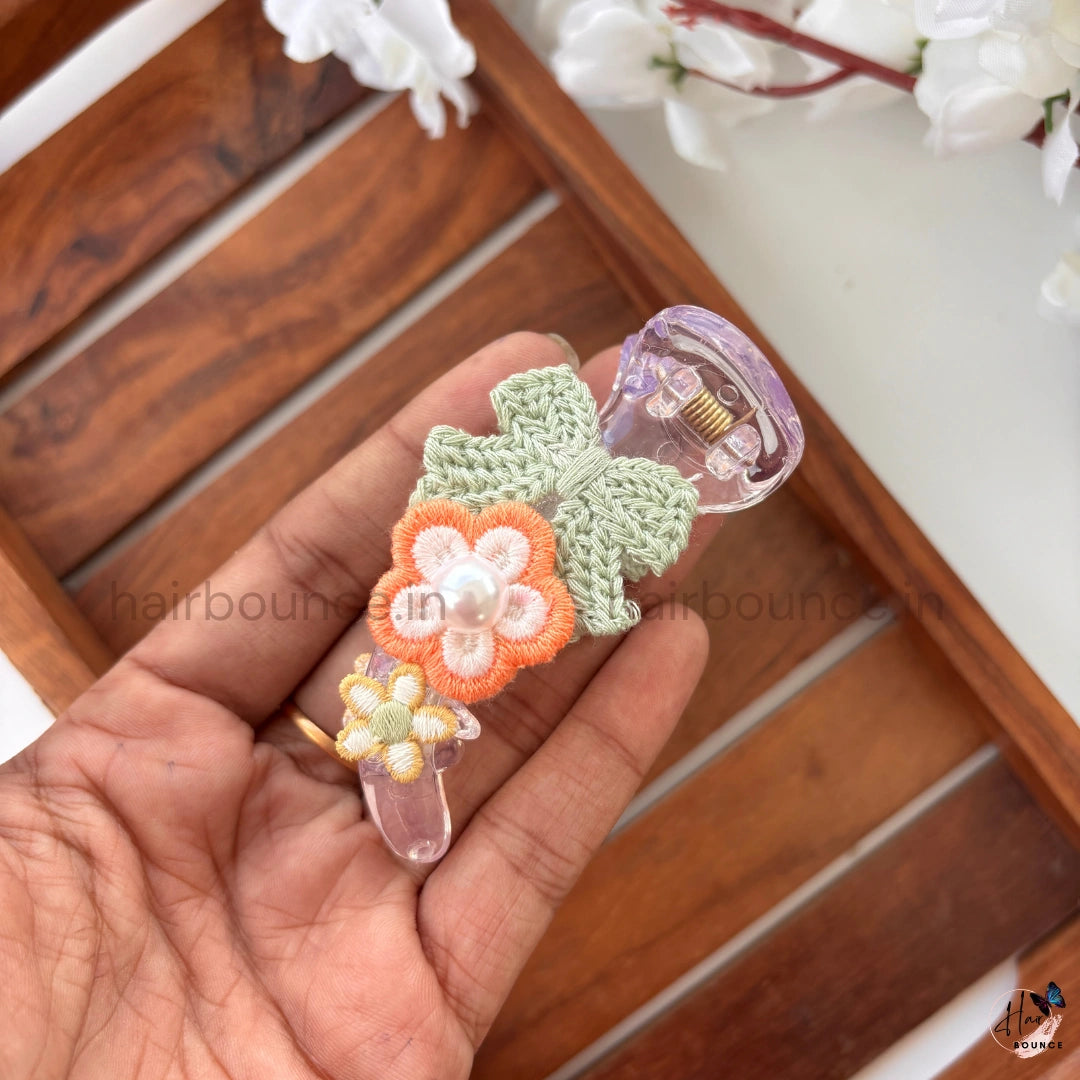 Crochet Floral Bow Banana Clip – Medium