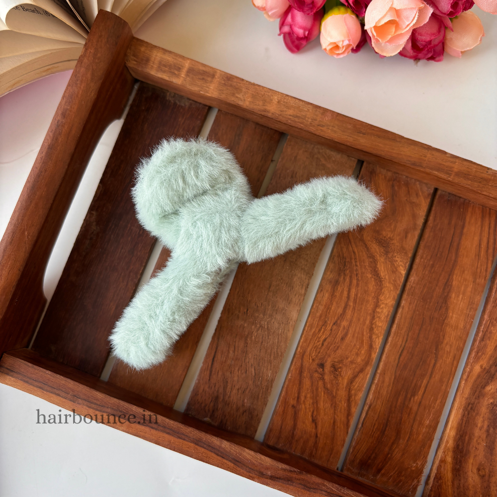 Plush Knot Hair Claw – Large