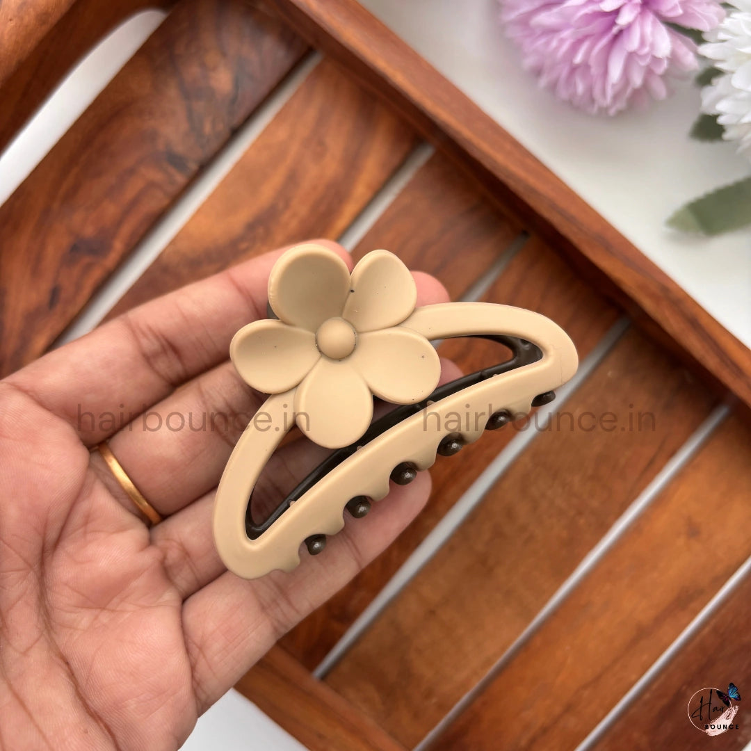 Dual-Colour Floral Arc Hair Claw – Medium