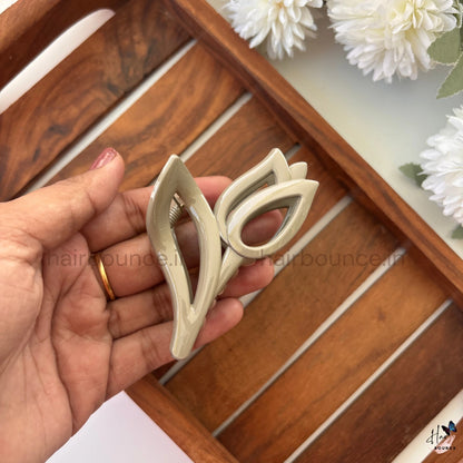 Tulip Grace Hair Claw – Medium