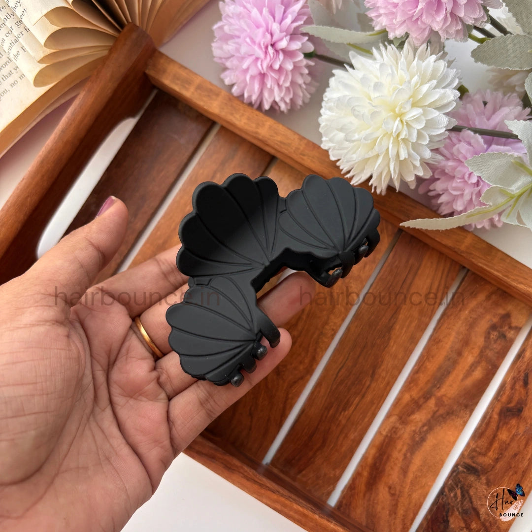 Matte Seashell Hair Claw – Large