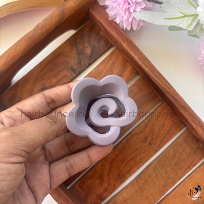 Bloom Twist Flower Hair Claw – Medium