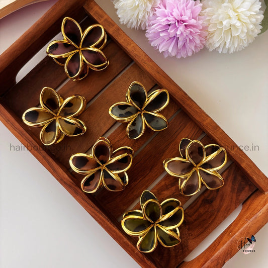 Glossy Petal Gold-Trim Flower Hair Claw – Medium