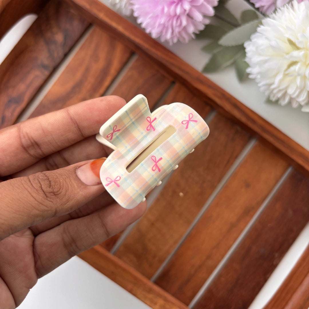 Pastel Bow Printed Hair Claw – Medium
